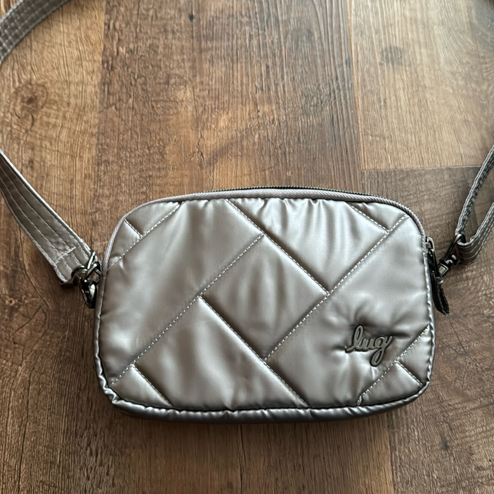 lug NWOT metallic pearl crossbody